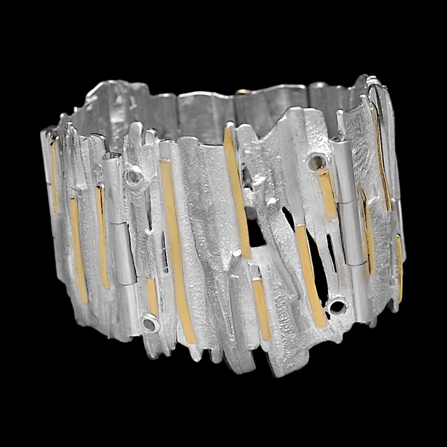 Custom sterling silver and 18kt yellow gold Iceberg cuff | Ocean Collection. FRIDA | Fine Jewellery.