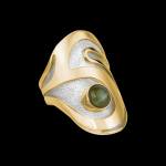 Custom 18kt yellow gold and sterling silver Fjord ring with a chrysoberyl cat's eye. Side | Ocean Collection. FRIDA | Fine Jewellery.
