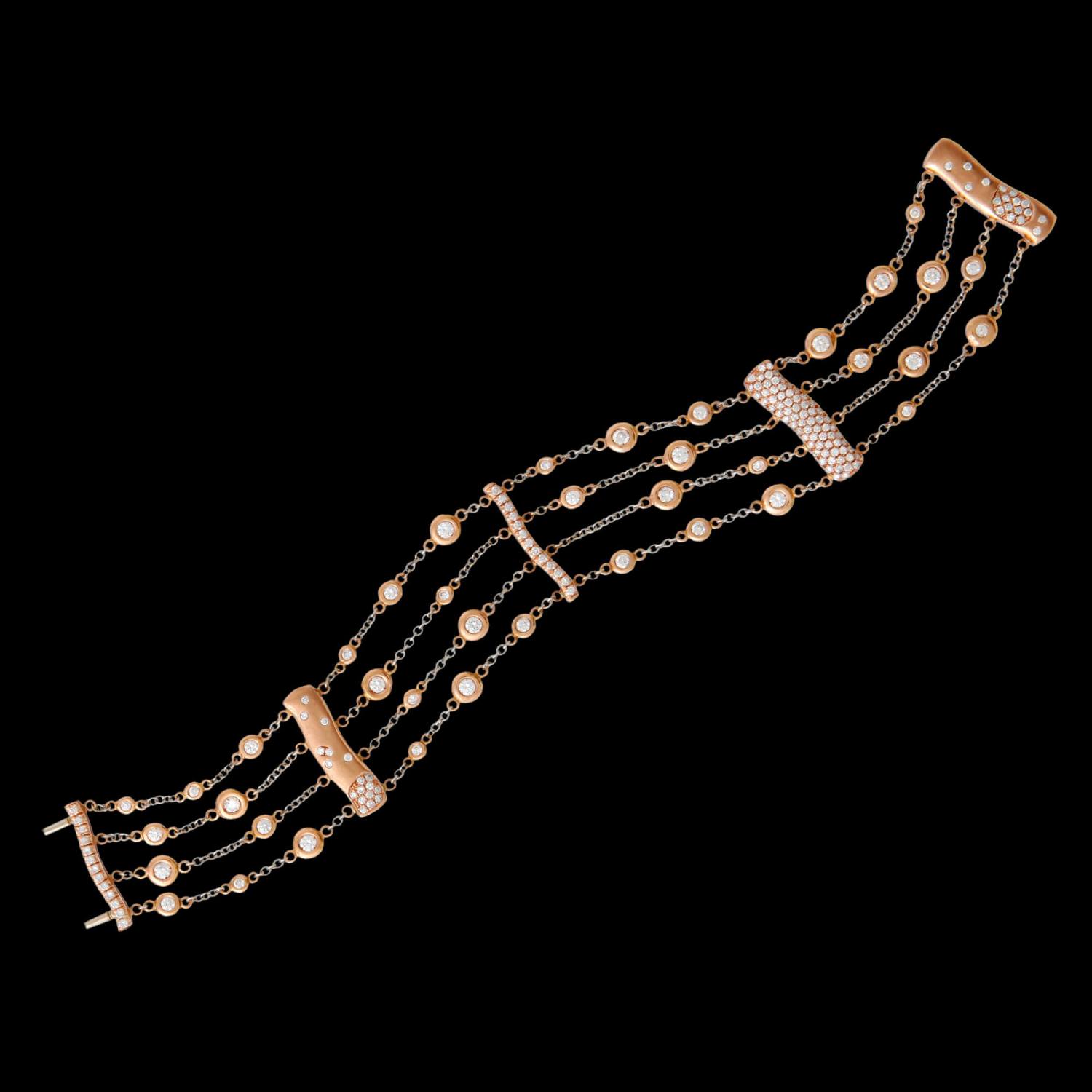 Custom 18kt pink gold chain Strata chain bracelet with diamonds | Strata Collection. FRIDA | Fine Jewellery.