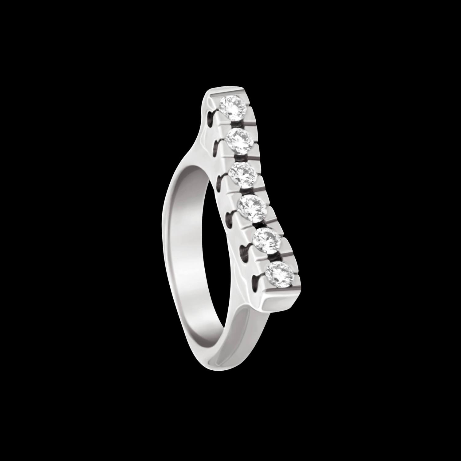 Custom 18kt white gold Strata stacking bar ring with whitw diamonds | Strata Collection. FRIDA | Fine Jewellery.