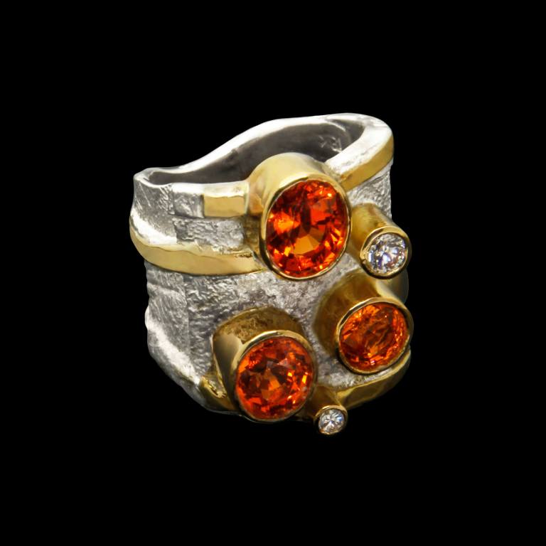 Custom designed Testudo ring in sterling silver and 18kt yellow gold set with spessartite and diamonds | Shield™ Collection. FRIDA | Fine Jewellery.