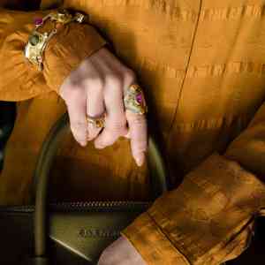 Custom fine art bracelet and statement ring with coloured sapphire, citrine and tourmaline gemstones. Model | Shield Collection. FRIDA | Fine Jewellery.