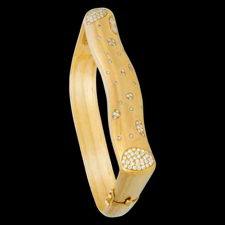 Custom large 18kt yellow gold Strata stacking bracelet with scattered white diamonds | Strata Collection. FRIDA | Fine Jewellery.