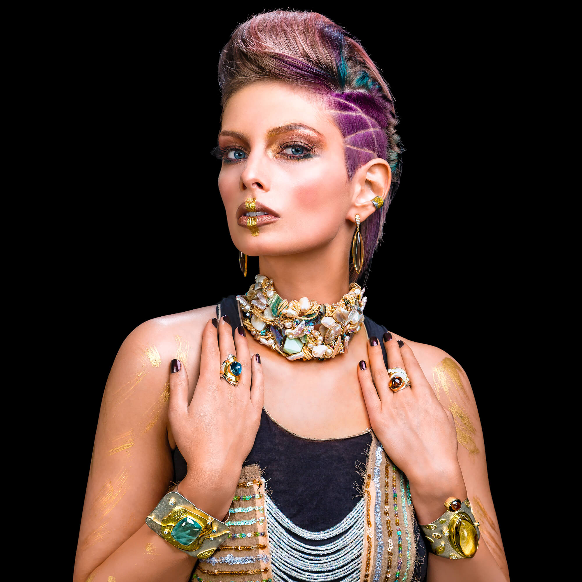 Homage to Wonder Woman. Custom 18kt gold, sterling silver, gemstone and diamond fine art jewellery. Emma Lamb. | Shield™ Collection. FRIDA | Fine Jewellery.