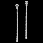 Custom 18kt white gold three-sided diamond dangle earrings. FRIDA | Fine Jewellery.