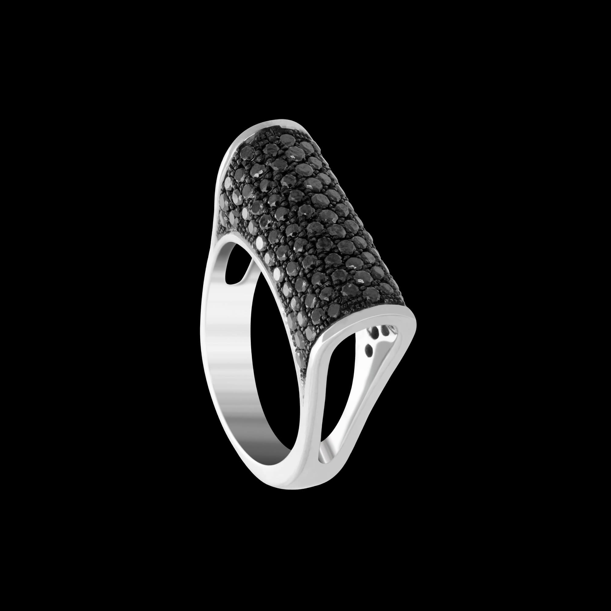 Custom 18kt white gold roller ring with pavé-set black diamonds. FRIDA | Fine Jewellery.