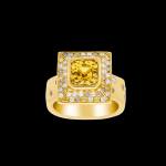 Custom 18kt yellow gold Pagoda ring with a cushion-cut yellow sapphire and diamonds. Front. FRIDA | Fine Jewellery.