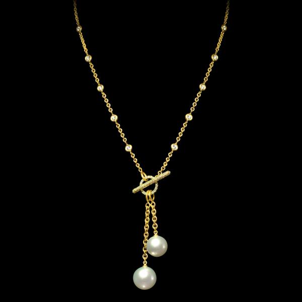 Custom 18kt yellow gold necklace with double white south sea pearls and diamonds. FRIDA | Fine Jewellery.
