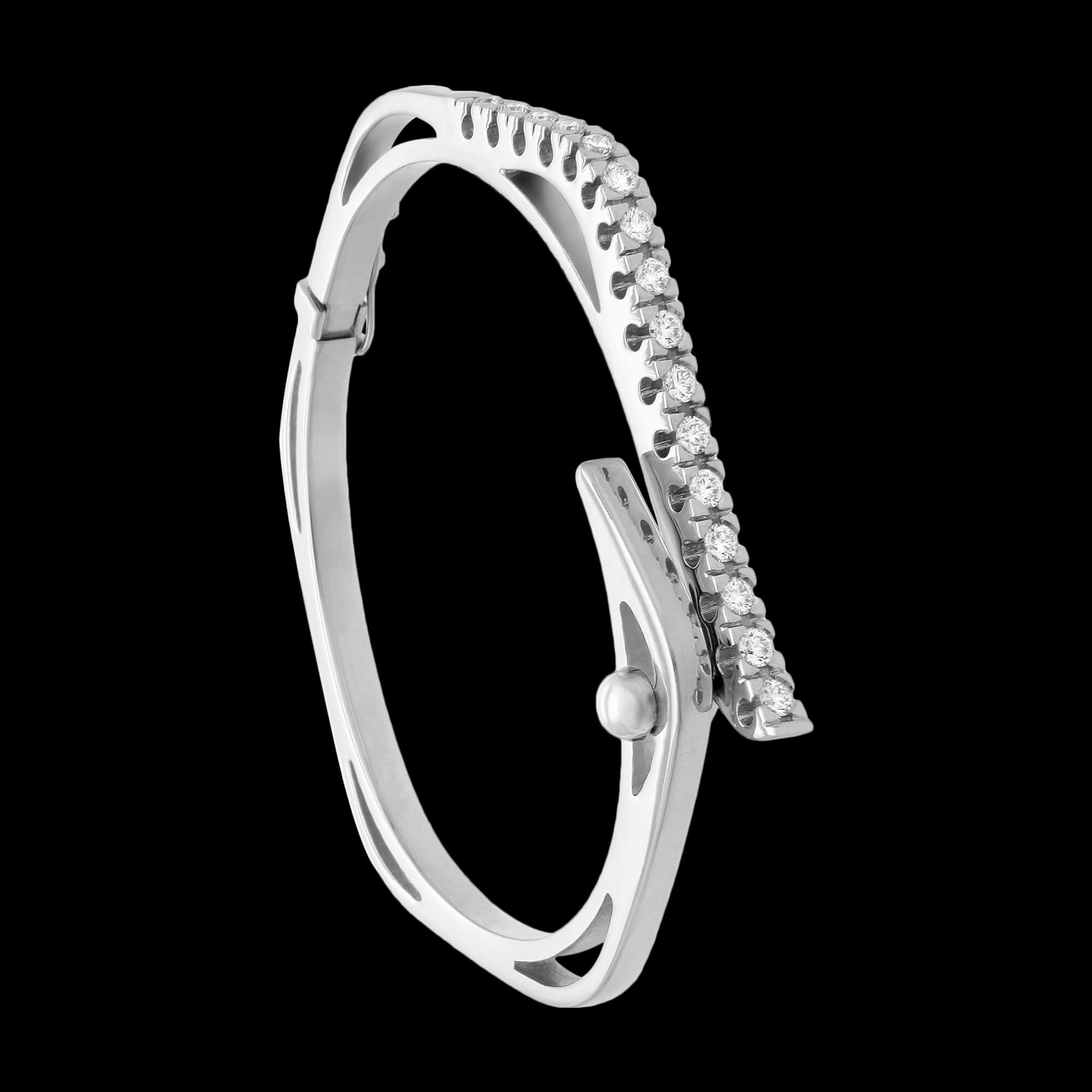 Custom 18kt white gold Wave bracelet with diamonds. FRIDA | Fine Jewellery.