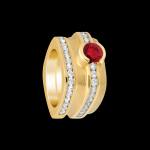 Custom 18kt yellow gold single stone rounded-square Elska ring with a ruby and diamonds with band. Signature Engagement | FRIDA | Fine Jewellery.