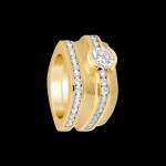 Custom 18kt yellow gold single stone rounded-square Elska ring with diamonds with band. Signature Engagement | FRIDA | Fine Jewellery.