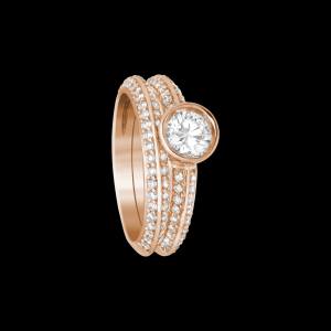 Custom 18kt pink gold knife edge solitaire engagement ring and wedding band | Engagement. FRIDA | Fine Jewellery.
