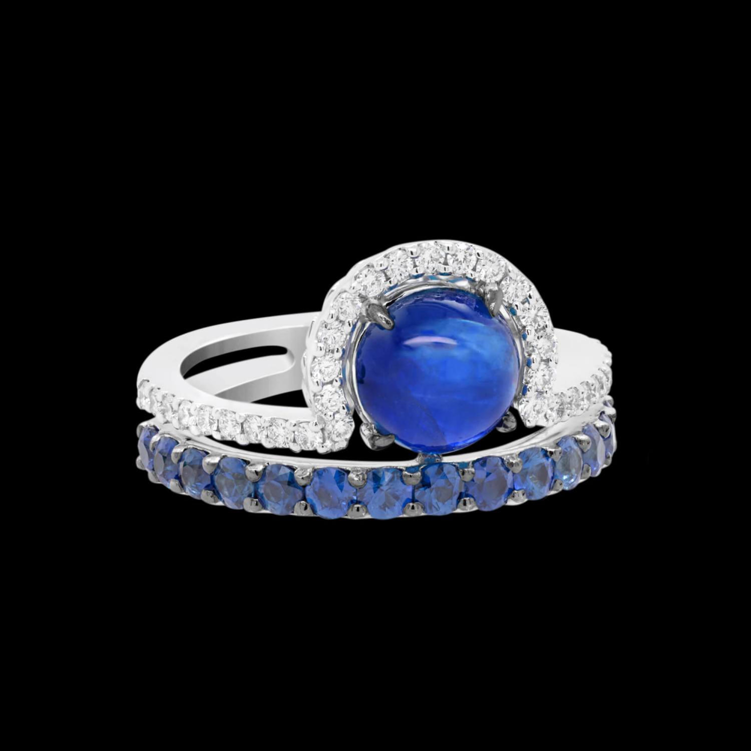 Custom 18kt white gold and black rhodium ring with blue sapphires and diamonds. FRIDA | Fine Jewellery.