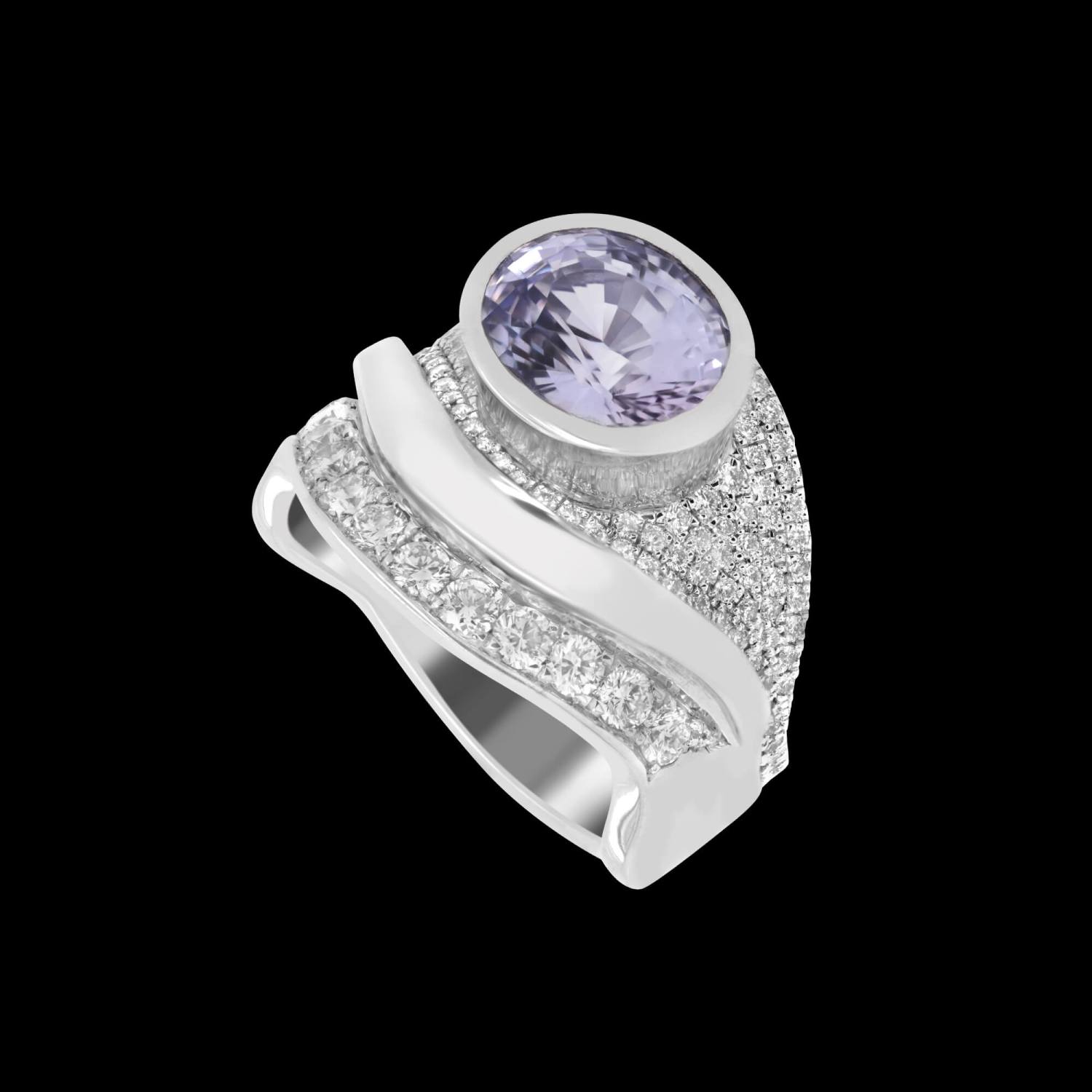 Custom 18kt white gold Wave ring with a lavender sapphire and diamonds. Ocean Collection. FRIDA | Fine Jewellery.