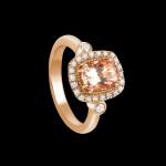 Custom 18kt pink gold halo engagement ring with an elongated cushion-cut morganite engagement ring | Classic. FRIDA | Fine Jewellery.