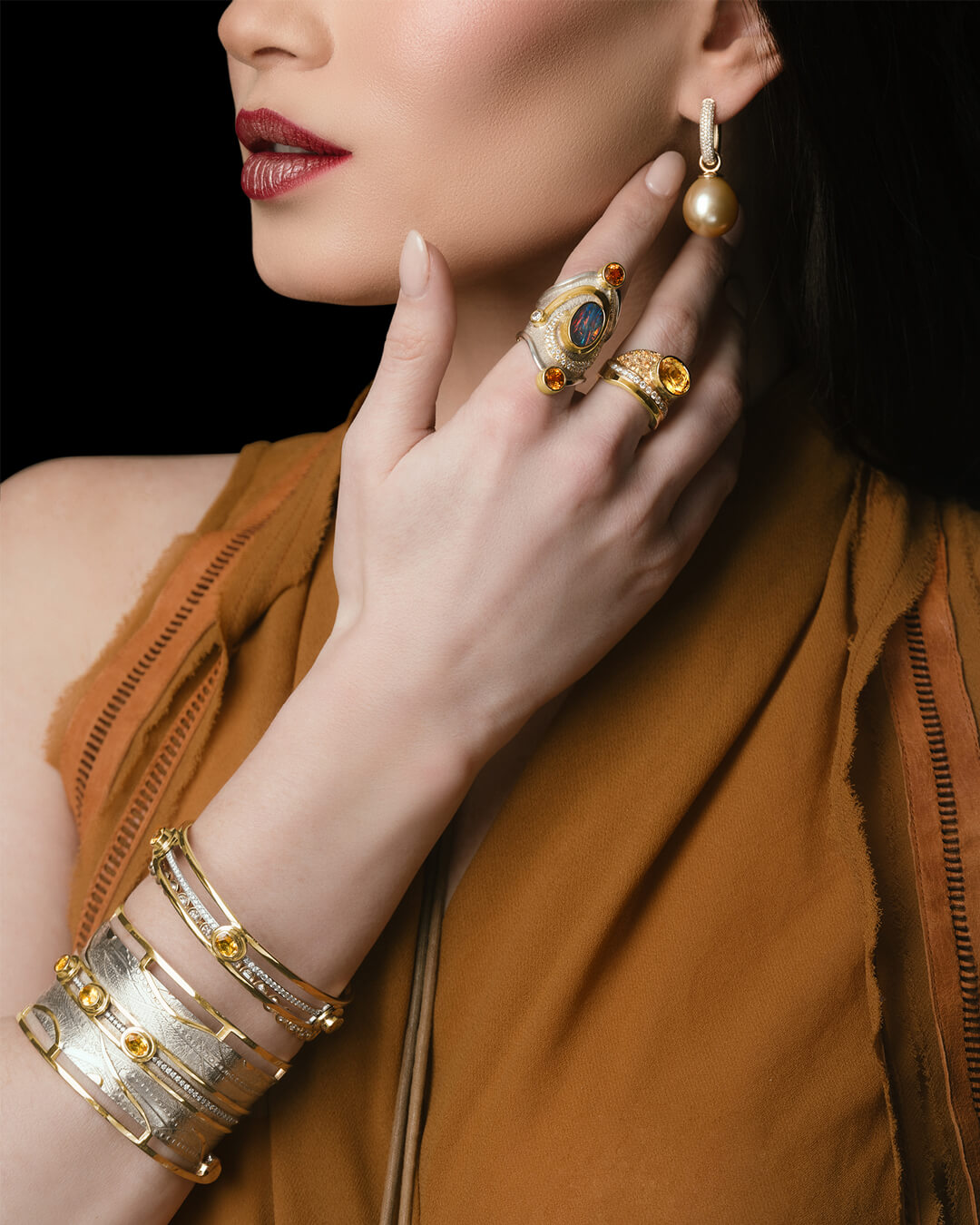 Custom designed indigenous inspired jewellery. Forest neck sculpture. Portrait. Emma Lamb | Caribou Collection. FRIDA | Fine Jewellery.