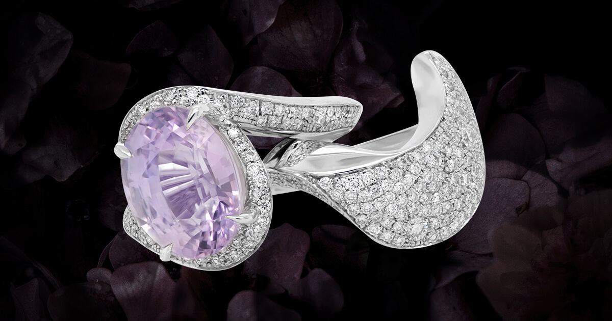 Custom 18kt gold, diamond and gemstone engagement rings. Banner | Signature Engagement. FRIDA | Fine Jewellery.