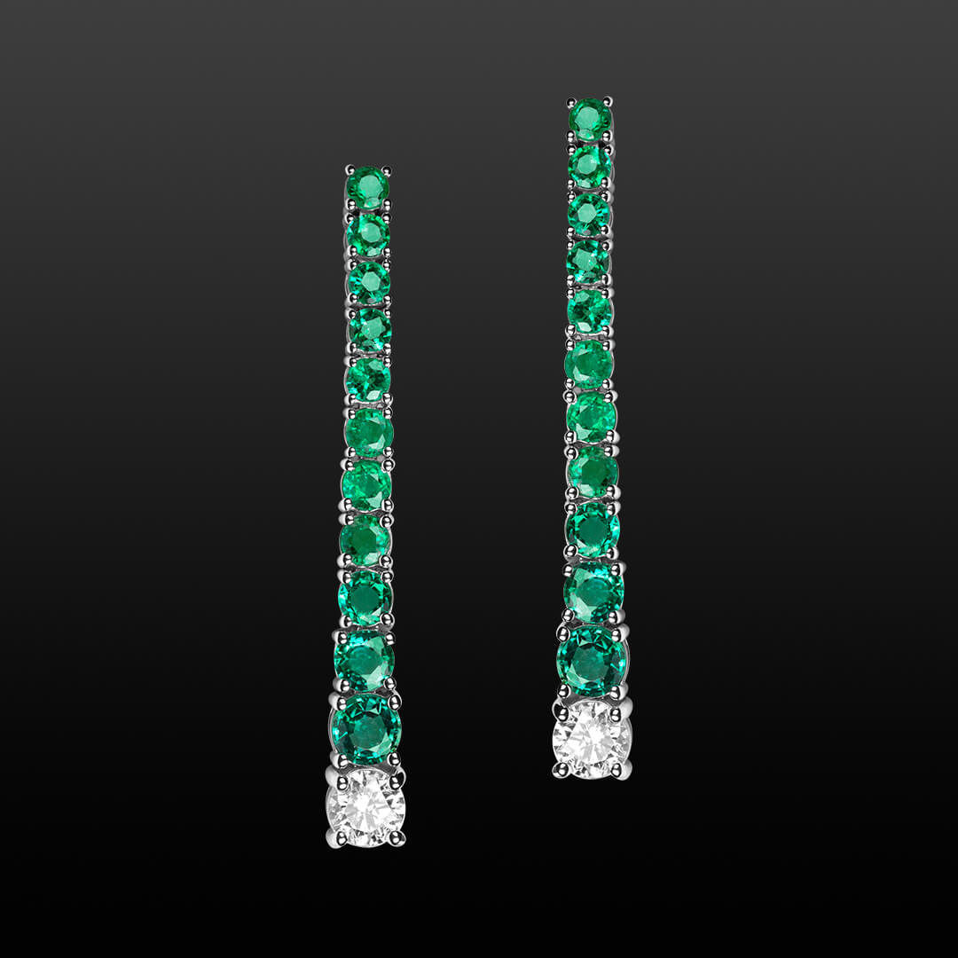 Custom 18kt gold and diamond fine jewellery earrings. Dangle Earrings. Category. FRIDA | Fine Jewellery.