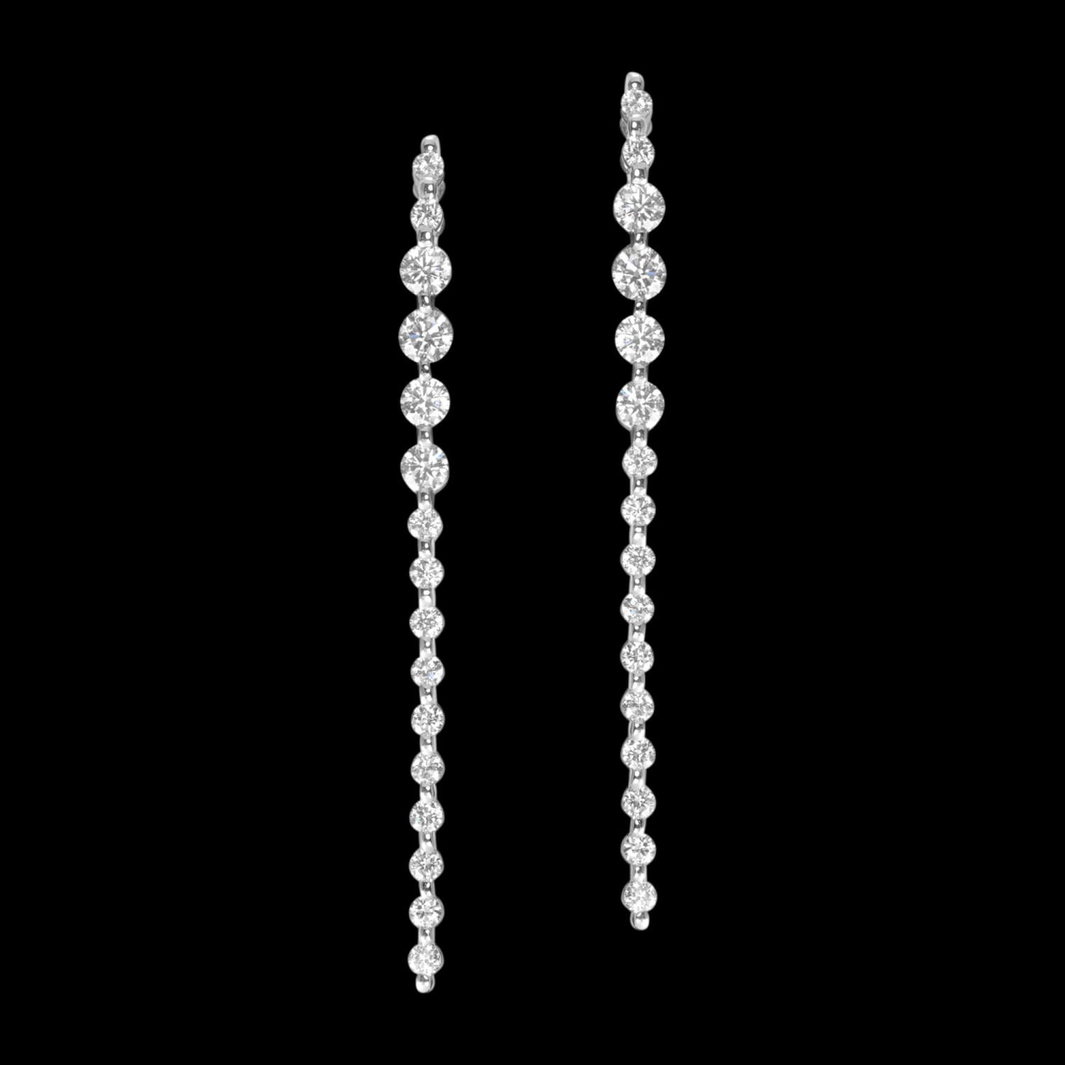 Custom 18kt gold Spear dangle earrings with graduated diamonds. FRIDA | Fine Jewellery.