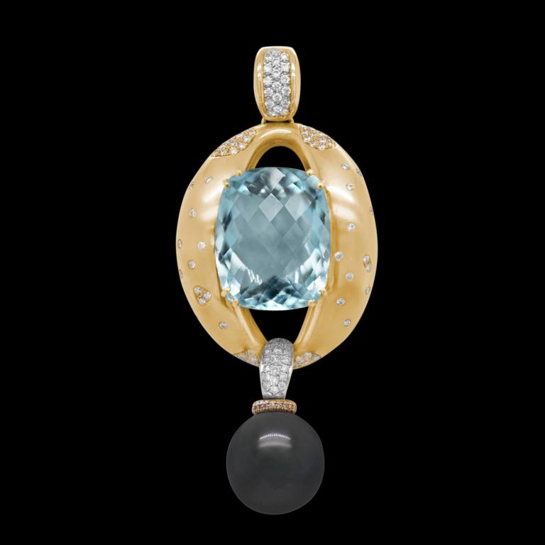 Custom 18kt yellow and white gold Aura pendant with aquamarine, Tahitian pearl and diamonds | Strata Collection. FRIDA | Fine Jewellery.