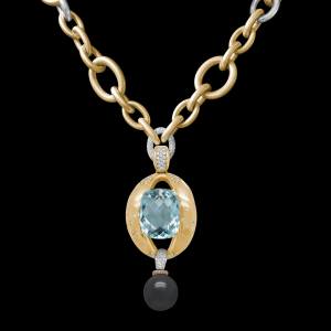Custom 18kt yellow and white gold Aura pendant with aquamarine, Tahitian pearl and diamonds on gold link chain | Strata™ Collection. FRIDA | Fine Jewellery.