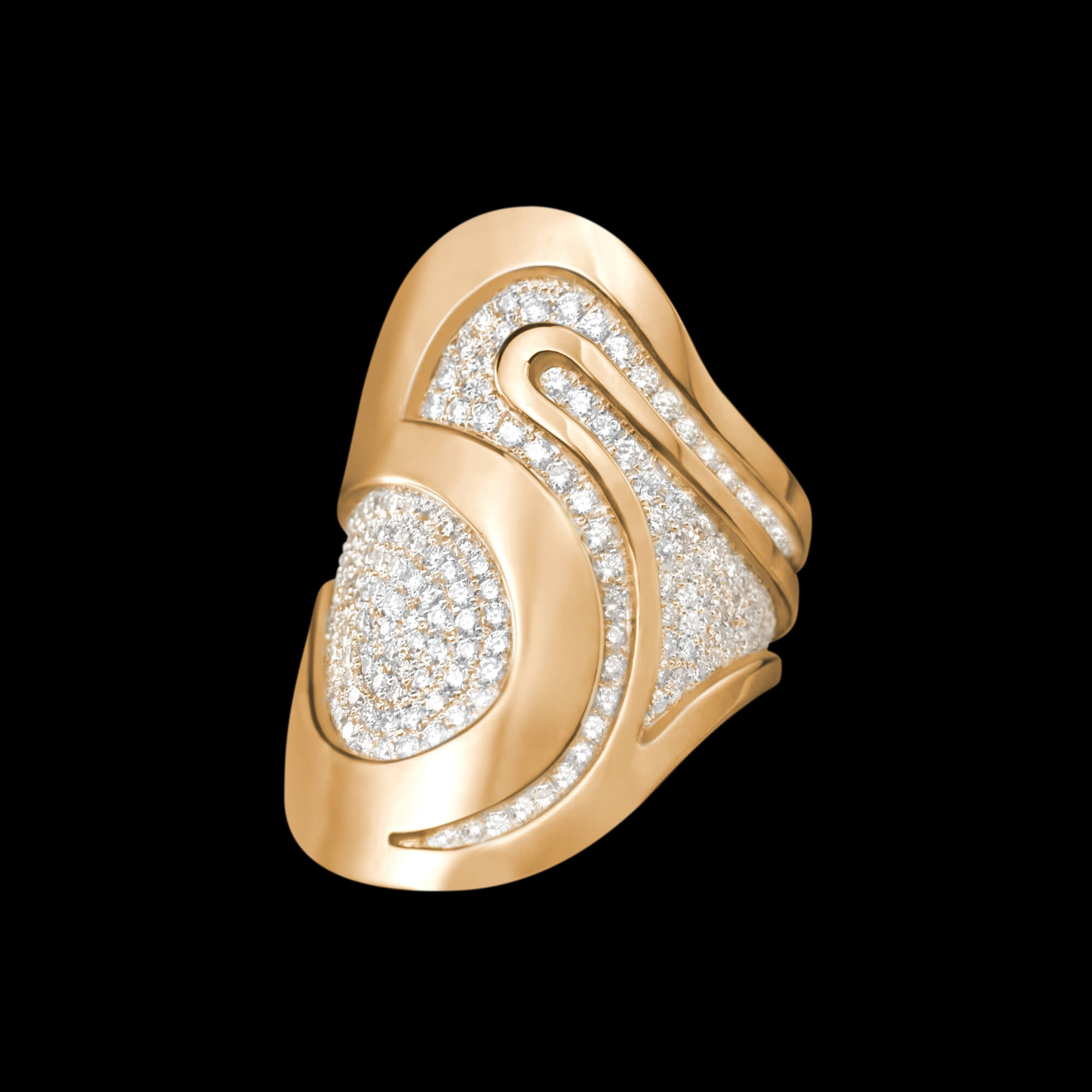 Custom 18kt pink gold Fjord ring with pavé-set diamonds | Ocean Collection. FRIDA | Fine Jewellery.