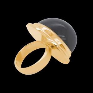 Custom 18kt yellow gold statement ring with a moonstone cabochon. Back. FRIDA | Fine Jewellery.