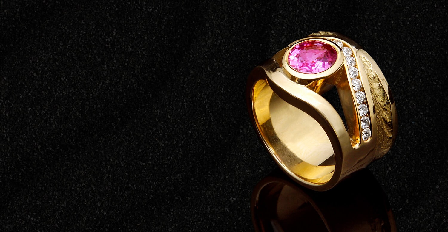 Ocean collection banner. Pink sapphire sand ring. FRIDA | Fine Jewellery.