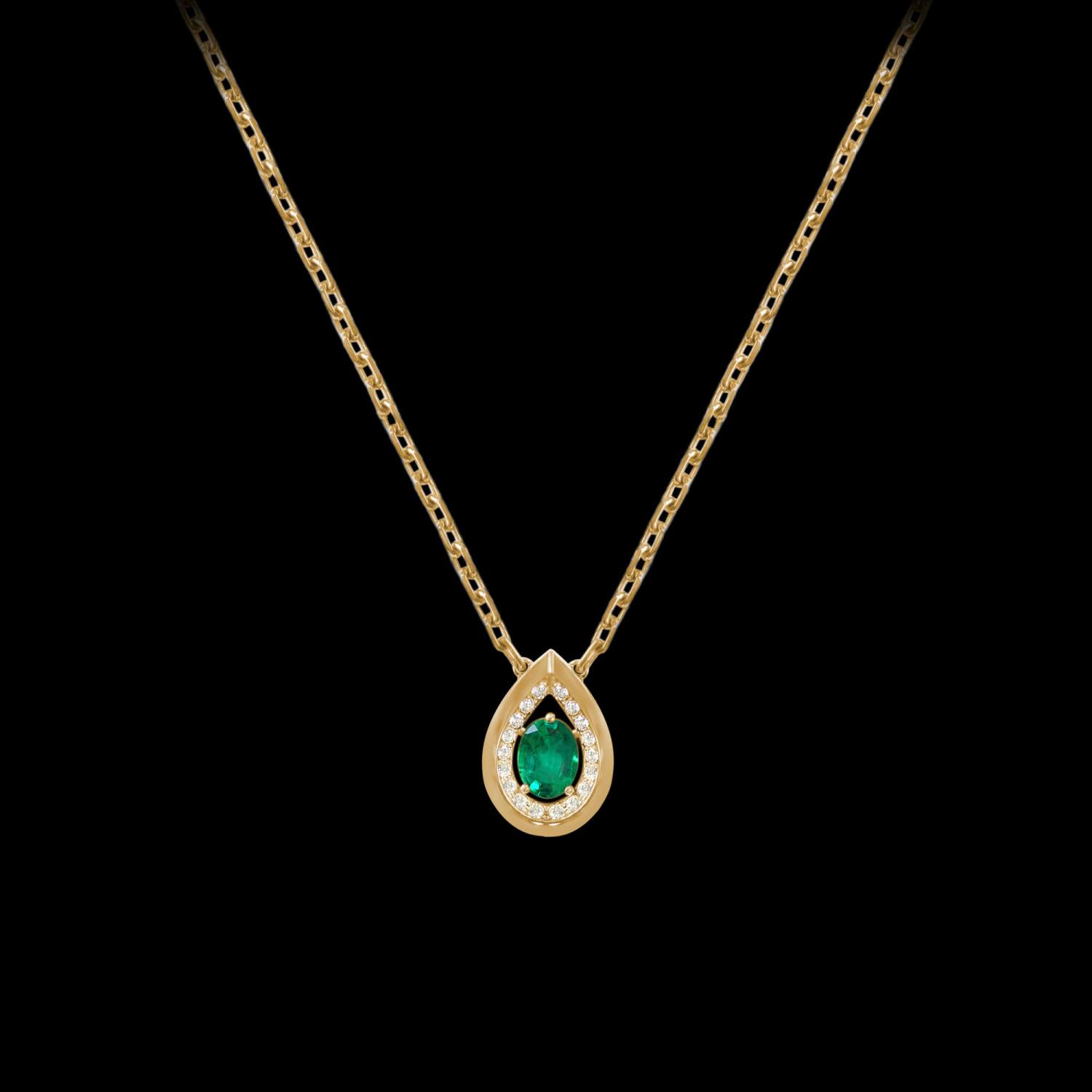 Custom 18kt yellow gold pendant link chain necklace with a pear emerald and diamonds. FRIDA | Fine Jewellery.